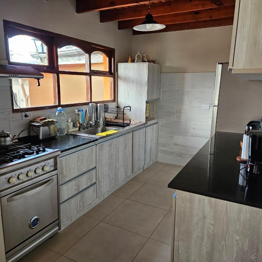 Casa De Familia Appartement Ushuaia Buitenkant foto